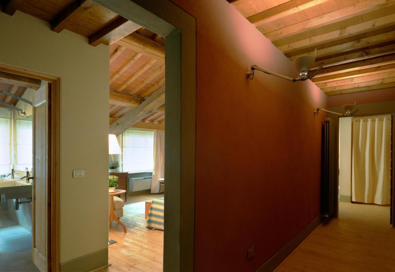 Fattoria Casamora - Suites Pian Di Sco ภายนอก รูปภาพ