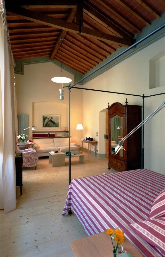 Fattoria Casamora - Suites Pian Di Sco ภายนอก รูปภาพ